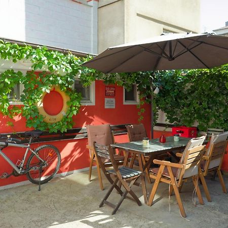 Nomado Hostel Varna Exterior foto